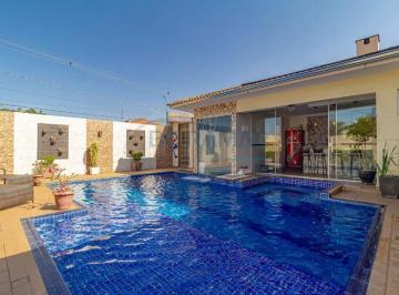 Casa · 355m² · 5 Quartos · 8 Vagas · Casa de Alto Padrão com 5 Quartos, 3 Suítes, Amplo Espaço de Garagem e Lazer à venda na Quadra 09 -