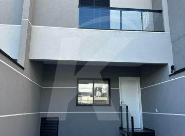 Casa · 120m² · 3 Quartos · 2 Vagas · Sobrado com 3 quartos, sendo suítes, com 2 vagas de garagem  Vila Gustavo