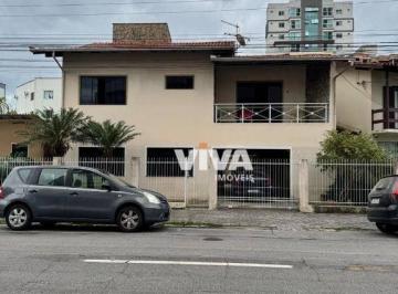 19cefb340df9dab8efcbfab8c5e68ce36645a121 · Sobrado com 4 dormitórios à venda, 238 m² por R$ 1.400.000,00 - Vila Operária - Itajaí/SC