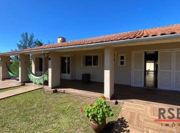 e74c600b0764ad53acdf65a0d315939199aa8677 · Casa com 4 dormitórios à venda, 190 m² por R$ 595.000,00 - Bellatorres - Passo de Torres/SC