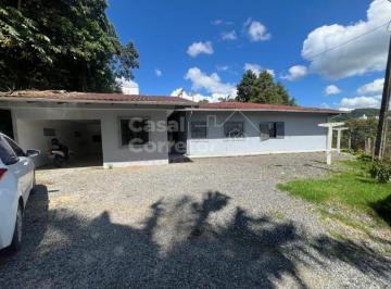 Casa · 162m² · 4 Quartos · 2 Vagas · Casa à venda no bairro Primeiro de Maio - Brusque/SC