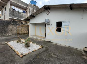 Foto 01 · Casa localizada no centro de Navegantes SC, são 2 casas contendo 2 dormitórios cada, á poucos metro