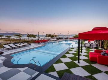 Foto 01 · LINDO APARTAMENTO ALTISSIMO PADRÃO EM PRÉDIO FRENTE MAR EM MEIA PRAIA