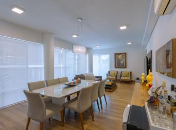 Apartamento de 3 quartos, Ubatuba · Apartamento três suítes mobiliado
