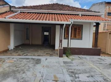 Casa de 4 quartos, Taubaté · Conforto e Localização: Casa Próxima à Praça Santa Terezinha