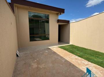 Casa · 144m² · 3 Quartos · 2 Vagas · Casa à venda - em Novo Centro