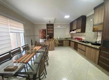 Foto 01 · Casa à venda em Jundiaí-SP, Parque Almerinda Pereira Chaves! 3 quartos, 1 suíte, 3 banheiros, 2 vaga