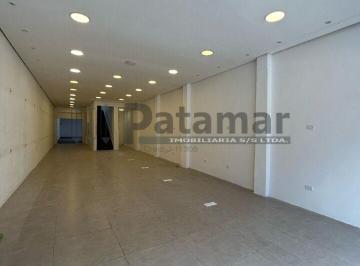 Comercial · 303m² · Ponto Comercial e 2 banheiros à Venda, 303 m² em Pinheiros