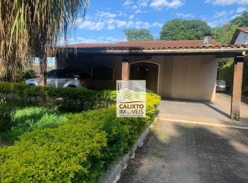 Casa princial · Chácara à Venda – 1.000m², 4 Suítes, Área Gourmet e Ampla Natureza!