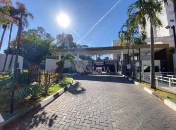 5740e402b9b480c482b889057dc7db37c88265d0 · Apartamento com varanda gourmet, com churrasqueira a carvão.