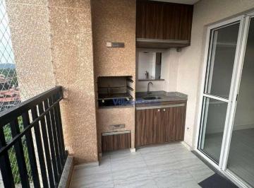 ba0fcd278ca000446a3cba8220c3374231d4d325 · Apartamento 3 dormitórios sendo 1 suíte repleto de armários