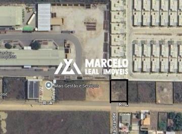 Terreno · 720m² · Alugo terreno com 24 mts de frente por 30 mts de fundo em rua asfaltada no Bairr