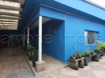 Foto 01 · Vende-se casa térrea com 163m2, com 3 dorms e 4 vagas de garagem. Localizada no bairro Quitaúna em O