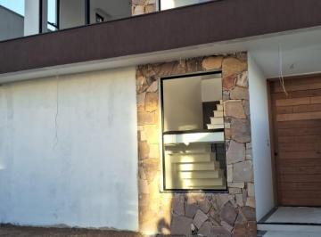 Casa de 5 quartos, Abrantes · CASA NOVA 5 SUÍTES EM ABRANTES!!!