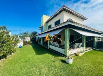 Casa · 350m² · 5 Quartos · 2 Vagas · CASA 5 SUÍTES EM LAURO DE FREITAS