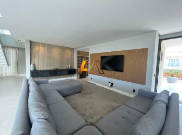 Casa · 620m² · 8 Quartos · 5 Vagas · Casa à venda no bairro GUARAJUBA - Camaçari/BA
