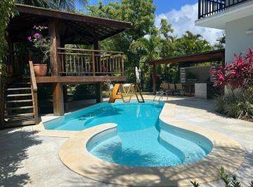Casa · 380m² · 6 Quartos · 3 Vagas · Casa à venda no bairro Praia do Forte - Mata de São João/BA