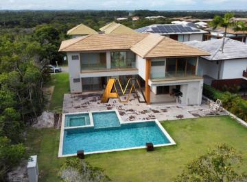 Casa · 465m² · 6 Quartos · 1 Vaga · CASA 6 SUÍTES EM PRAIA DO FORTE - PORTEIRA FECHADA