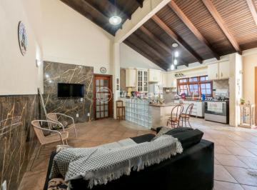 10-Rezende Costa 498.jpg · Casa, 3 dormitórios, 196.99 m², em Sarandi