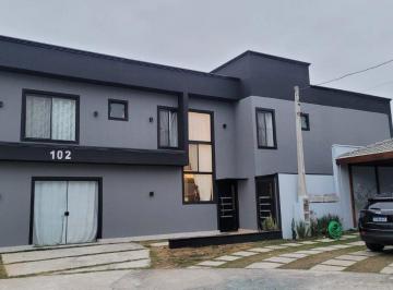 14285_ir8G3R588iktZ5rr36_1428567856f8324ec1.jpg · Casa à venda - no Jardim Jacinto