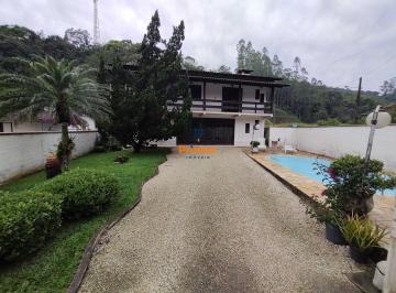Casa · 209m² · 3 Quartos · 2 Vagas · Linda casa no Bairro São Pedro