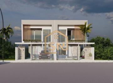 Casa · 143m² · 3 Quartos · 1 Vaga · 258S - Sobrado 3 suítes prox. ao mar em Praia de Leste
