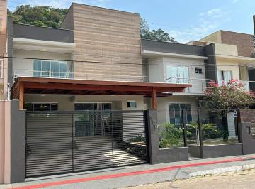 Casa · 310m² · 3 Quartos · 2 Vagas · Casa à venda no bairro Ressacada - Itajaí/SC