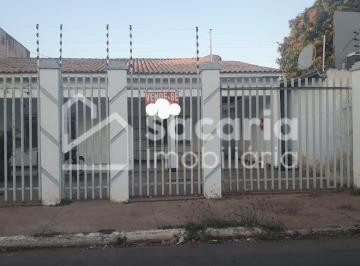 Casa · 198m² · 2 Quartos · Casa à venda no bairro Cristo Rei - Várzea Grande/MT