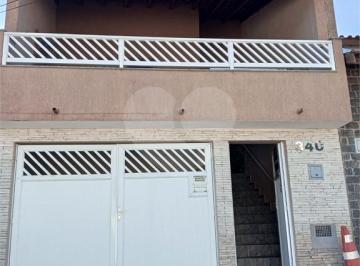 Imagem Principal · Sobrado a venda em Salto, no bairro Jardim Três Marias, próximo ao centro, com 03 suites, 01 garagem