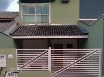 Casa de 2 quartos, Pinhalzinho · Excelente sobrado em Pinhalzinho - SP