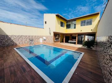 Casa de 5 quartos, Itanhaém · Excelente Sobrado com Piscina e 05 dormitórios pé na areia