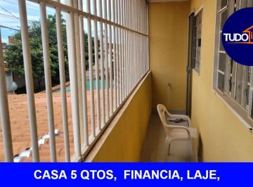 Foto 01 · Casa sobrado à Venda em Santa Maria, Brasília-DF: aceita Financiamento, 5 quartos, 3 Banheiros, 1 Va