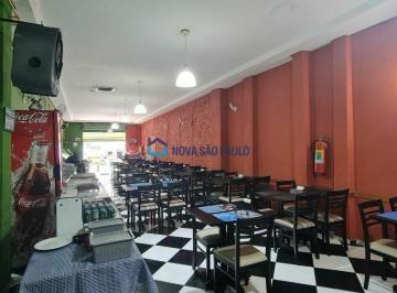 Comercial · 125m² · Salão Comercial terréo, com 125m - Bosque da Saúde