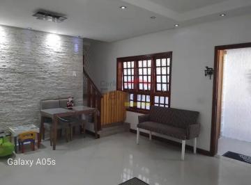Casa · 145m² · 3 Quartos · 3 Vagas · Casa 03 quartos em condomínio fechado Horto Florestal- ( Vila Rosa)