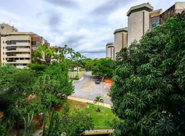 Apartamento · 106m² · 3 Quartos · Você tem um vizinho preferido: o silêncio.