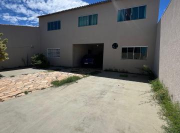 Casa de 4 quartos, Gama · Casa ponte alta norte, 4 quartos, condomínio alto padrão, casa toda na laje