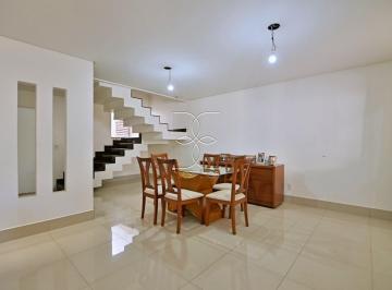 Casa de 4 quartos, Guará · Casa | Reformada | Guará II | Aceita Financiamento | 200m de terreno