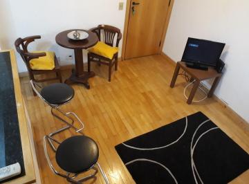 Apartamento · 45m² · 1 Quarto · 1 Vaga · Flat com ótimo preço no bairro Vila Olímpia. Confira!