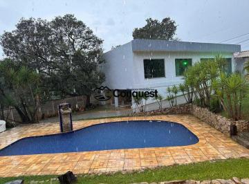 Casa · 1200m² · 3 Quartos · 6 Vagas · Linda Casa em Condomínio Fechado - Lote 4.000 metros - Vale do Ouro- Ribeiro das Neves !
