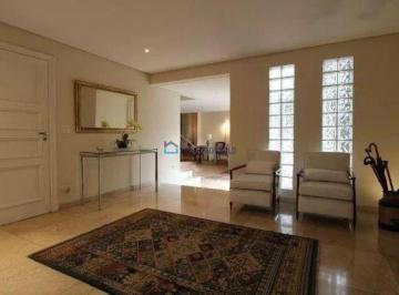Casa · 550m² · 4 Quartos · 8 Vagas · Descubra o seu novo lar no coração do Brooklin Paulista, São Paulo!