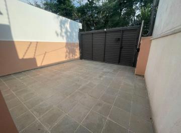 Casa · 200m² · 3 Quartos · 2 Vagas · Sobrado Jd Rizzo - 3 dormitórios e quintal com edícula. FL56