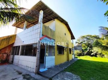 Casa · 214m² · 3 Quartos · 10 Vagas · Casa em  Rua Roberto Apelian - Gaivota (Interior) - Itanhaém/SP