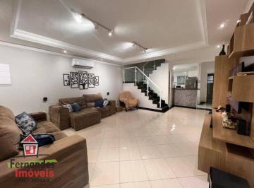 779d7c40d7cf0a577d4bdfacdc87c1c80c68a3ae · Sobrado com 3 dormitórios 350 metros da praia à venda, 96 m² por R$ 630.000 - Maracanã - Praia Grand