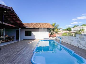 Casa · 179m² · 3 Quartos · 2 Vagas · Linda casa no Bairro Agua Verde em Blumenau-SC