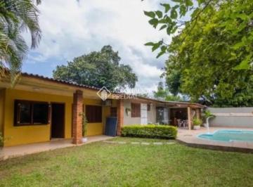 Casa · 458m² · 3 Quartos · 7 Vagas · Casa com 4 dormitórios, sendo 1 suíte ,salão de festas no Bairro Rio Branco