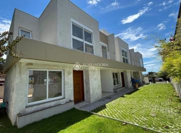 Casa · 123m² · 3 Quartos · 2 Vagas · Casa com 3 Quartos e 3 banheiros à Venda no Campeche