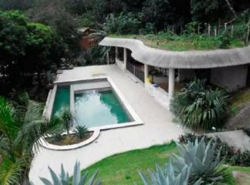 Casa de 6 quartos, Niterói · CASA -SÃO FRANCISCO-NITERÓI -550M²