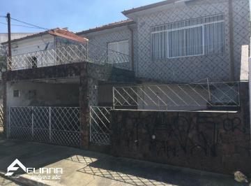 Casa · 300m² · 2 Quartos · 1 Vaga · Terreno 10x30 com Casa Antiga Térrea Assobradada