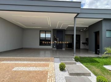 Foto 01 · Linda casa terrea a venda reserva Centenária.