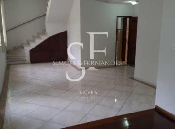 Casa · 270m² · 5 Quartos · 4 Vagas · Tijuca - Rua Ladislau Neto - Casa tríplex, 5 quartos com 1 suíte, churrasqueira,